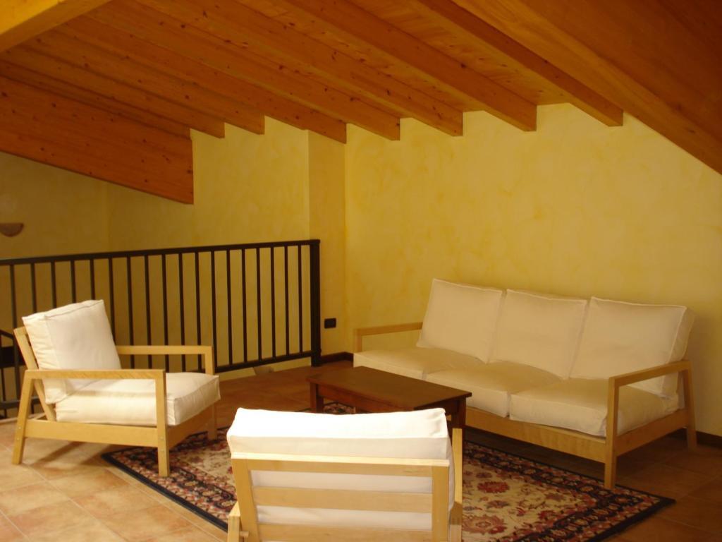 Agriturismo Parco Del Chiese Bedizzole エクステリア 写真
